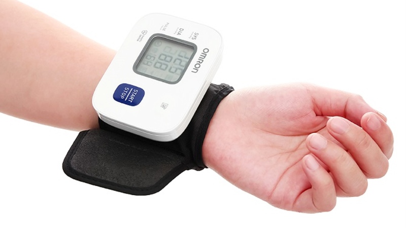 cach-doc-may-do-huyet-ap-Omron-1