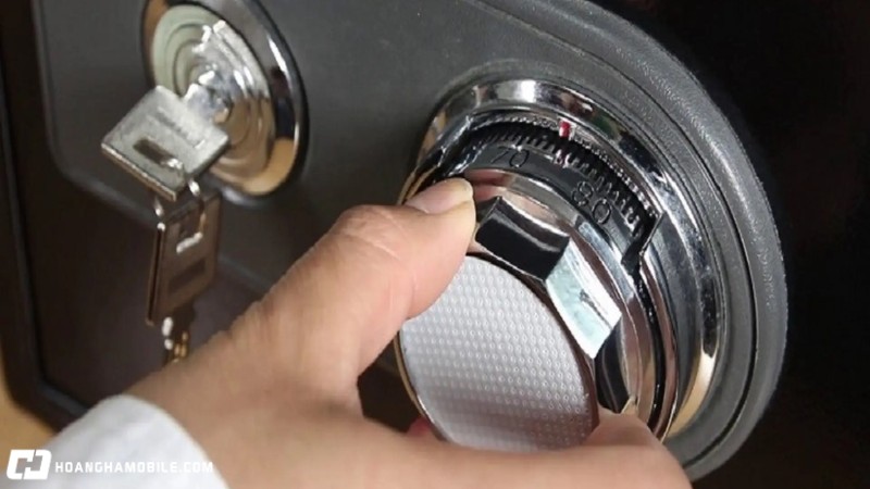 huong-dan-3-cach-mo-ket-sat-co-dien-tu-cho-nguoi-moi-1