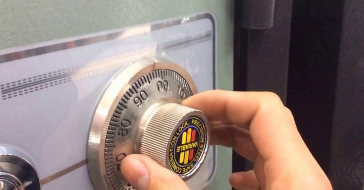 huong-dan-3-cach-mo-ket-sat-co-dien-tu-cho-nguoi-moi-11