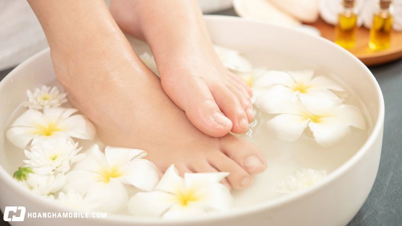 co-nen-ngam-chan-hang-ngay-khong-loi-ich-cach-ngam-va-nhung-luu-y-can-biet-8