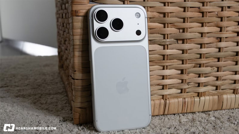 iphone-17-pro-max-co-may-mau-3