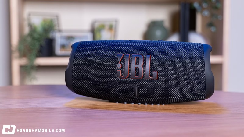 loa-jbl-charge-5-gia-bao-nhieu-lieu-co-tot-nhu-loi-don-6