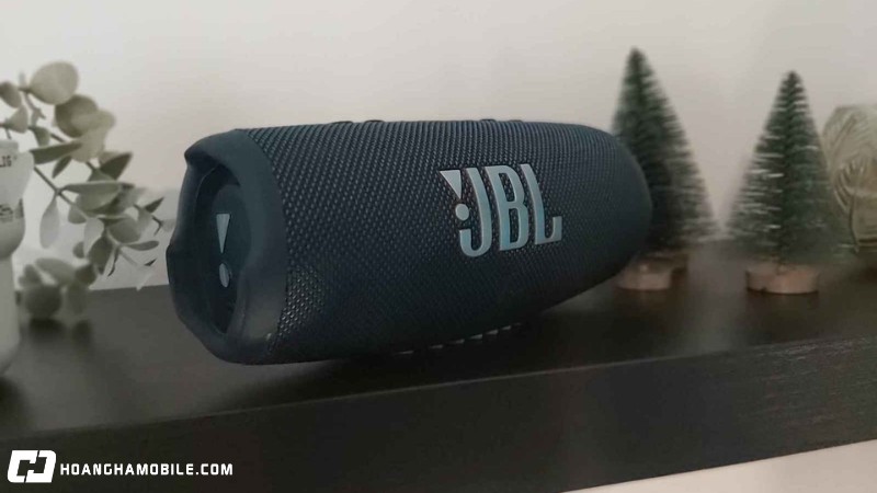 loa-jbl-charge-5-gia-bao-nhieu-lieu-co-tot-nhu-loi-don-9