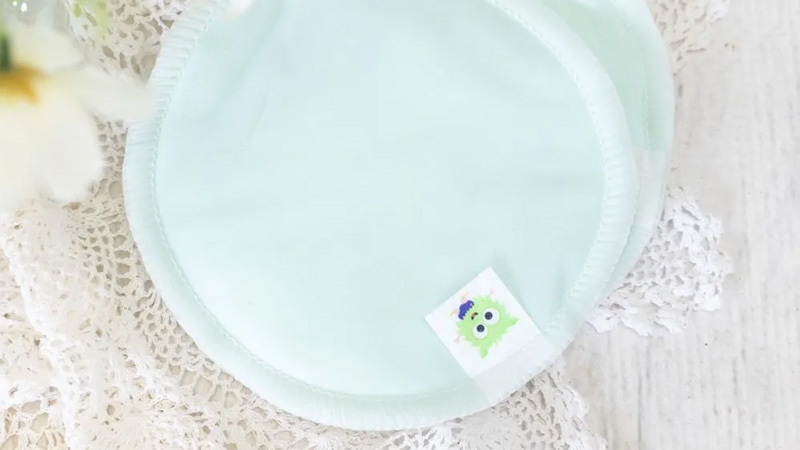 mieng-lot-tham-sua-3