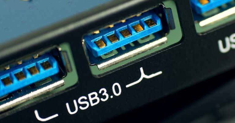 usb-3-0-la-gi-usb-3-0-co-gi-khac-so-voi-usb-2-0-ket-noi-nao-tot-hon-9