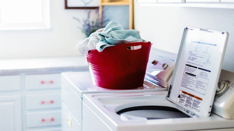 Cach-Ve-Sinh-May-Giat-Cua-Tren-1