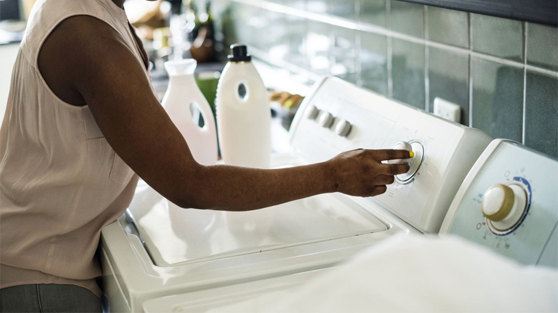 Cach-Ve-Sinh-May-Giat-Cua-Tren-2