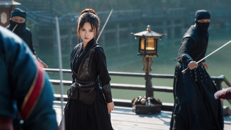 love-is-all-around-2