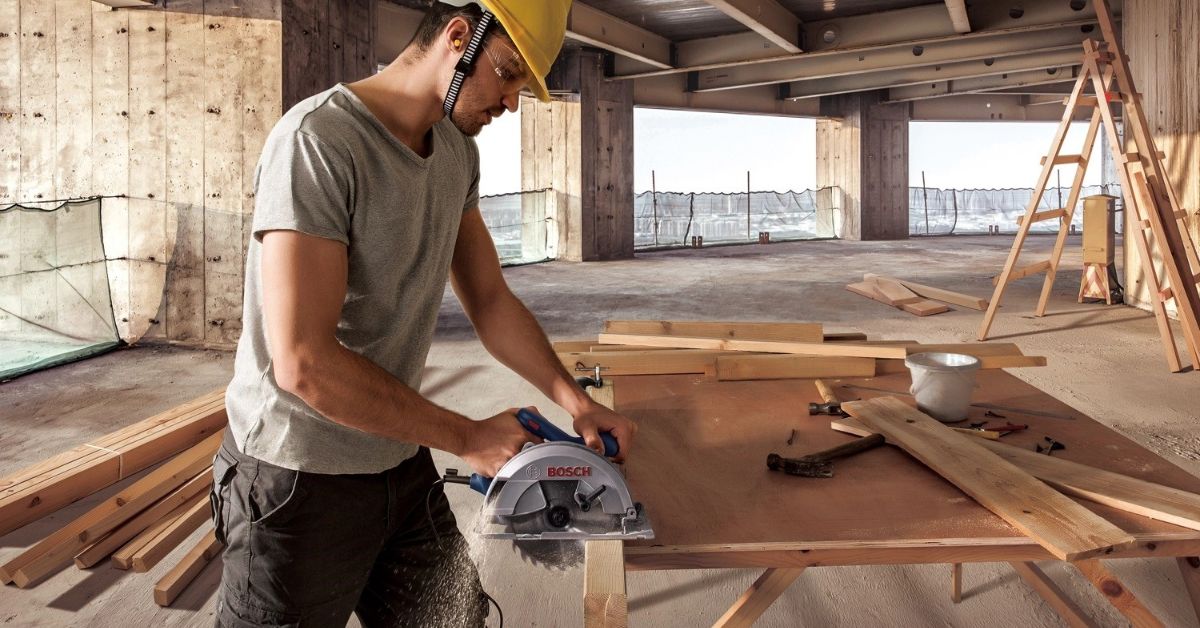 may-cua-go-cam-tay-phan-loai-cach-chon-va-nhung-thuong-hieu-noi-bat-11