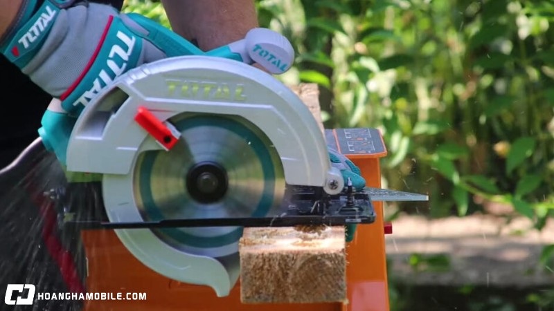 may-cua-go-cam-tay-phan-loai-cach-chon-va-nhung-thuong-hieu-noi-bat-9