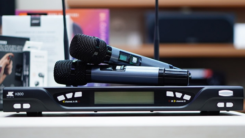 micro-khong-day-hat-karaoke-hay-nhat-hien-nay-7