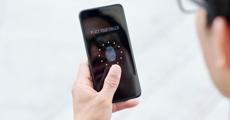 cach-mo-khoa-khi-quen-mat-khau-dien-thoai-android-iphone-16