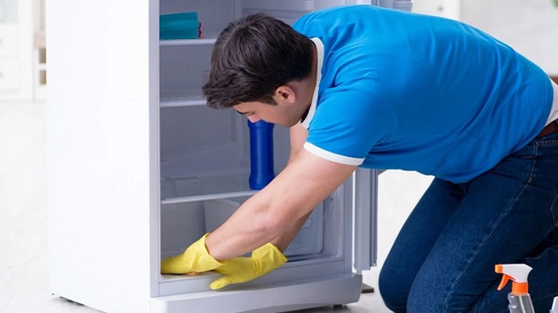 Sua-Tu-Lanh-Tai-Nha-6