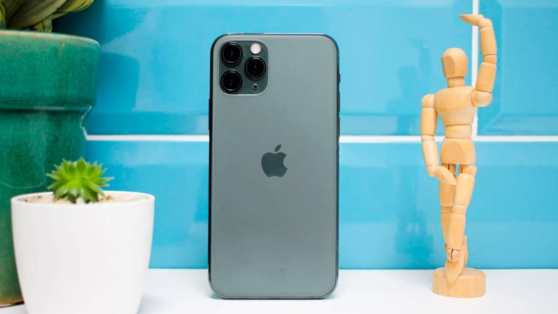 gia-iPhone-11-Pro-Max-3