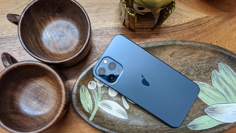 gia-iPhone-12-Pro-Max-16