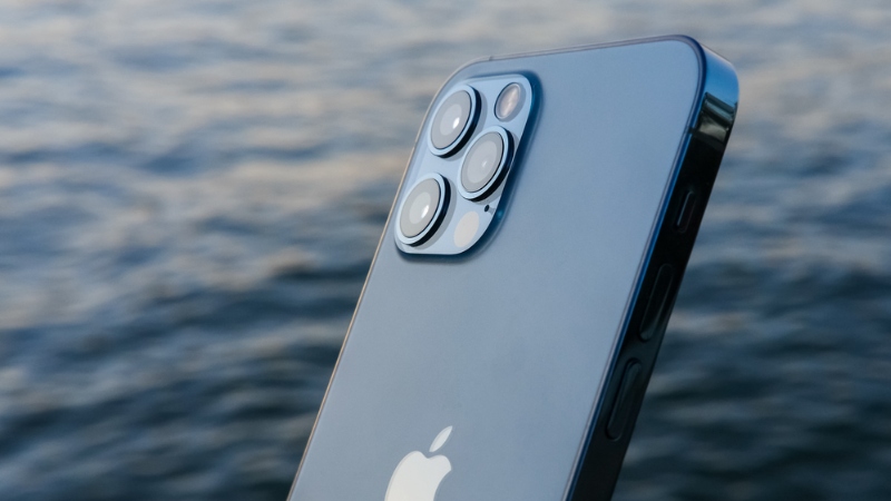 Cập Nhật Giá Iphone 12 Pro Max Mới Nhất 2025: Có Nên Mua Ở Thời Điểm Này? Iphone-12-Pro-Max-10