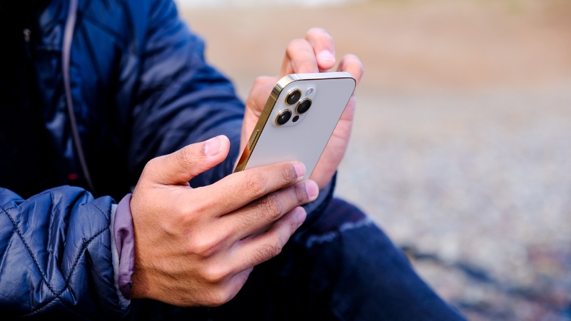 Cập Nhật Giá Iphone 12 Pro Max Mới Nhất 2025: Có Nên Mua Ở Thời Điểm Này? Iphone-12-Pro-Max-5