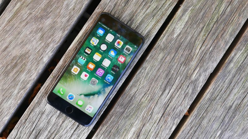 Iphone 7 Plus Cũ (2025): Giá Rẻ &Quot;Bèo&Quot;, Đáng Mua Hay Đã Lỗi Thời? Iphone-7-Plus-4