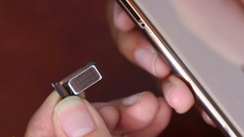 Iphone Xs Max Cũ: &Quot;Huyền Thoại&Quot; 7 Năm Tuổi Giá 6 Triệu Còn Đáng Mua? Iphone-Xsmax-13