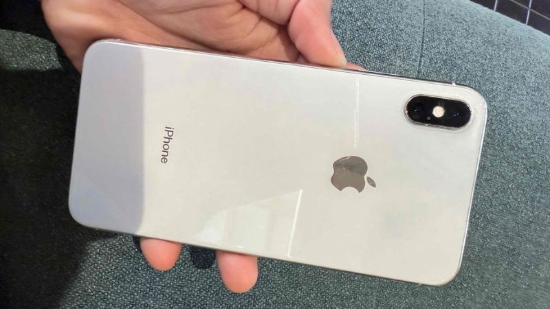 Iphone Xs Max Cũ: &Quot;Huyền Thoại&Quot; 7 Năm Tuổi Giá 6 Triệu Còn Đáng Mua? Iphone-Xsmax-4