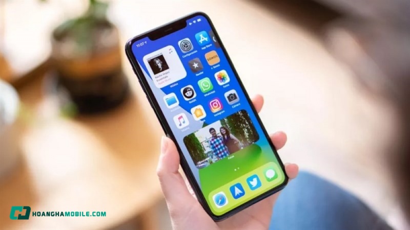 iphone-12-pro-max-bi-do-man-hinh-02