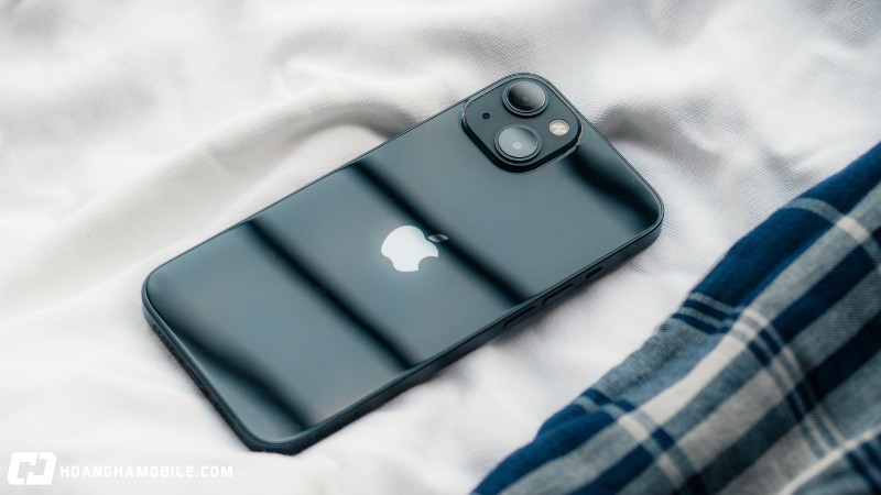 iphone-13-pro-max-cu-gia-tot-pin-trau-nhung-co-so-loi-man-hinh-1