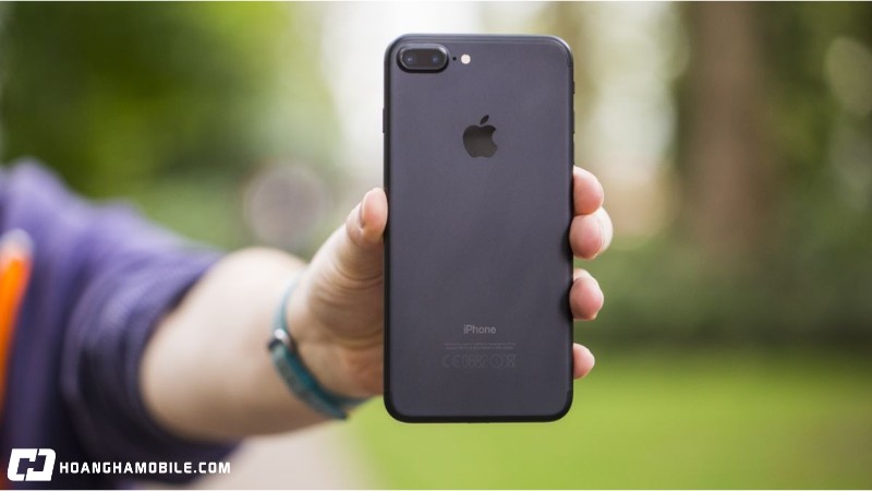 iphone-7-cu-gia-duoi-2-trieu-co-dung-duoc-facebook-zalo-6