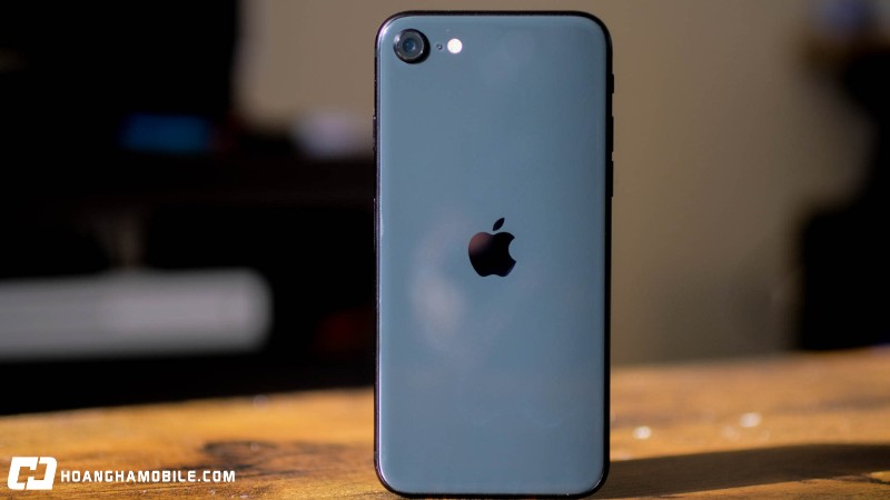 Iphone-Se-2020-Cu-Gia-Chi-3-Trieu-Nhung-Can-Luu-Y-Dung-Luong-Pin-2