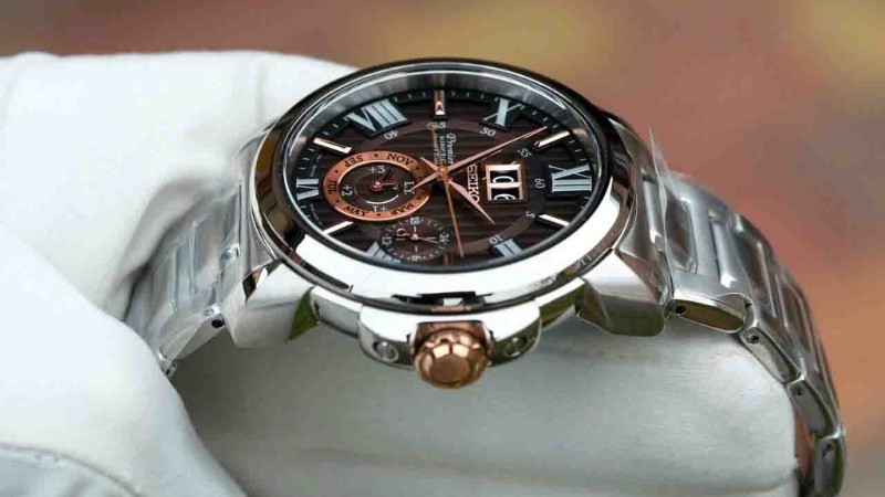 kinetic-la-gi-tim-hieu-cong-nghe-dong-ho-kinetic-10