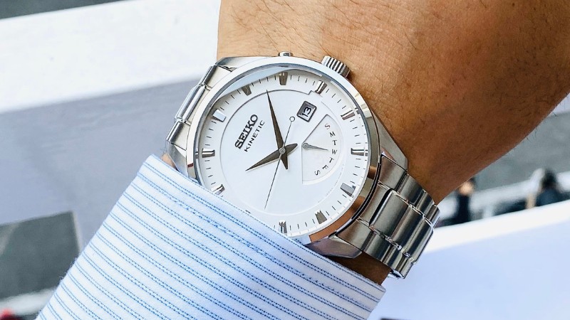 kinetic-la-gi-tim-hieu-cong-nghe-dong-ho-kinetic-13