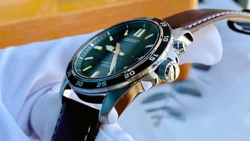 kinetic-la-gi-tim-hieu-cong-nghe-dong-ho-kinetic-3