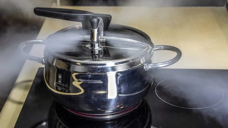 noi-ap-suat-bep-tu-10