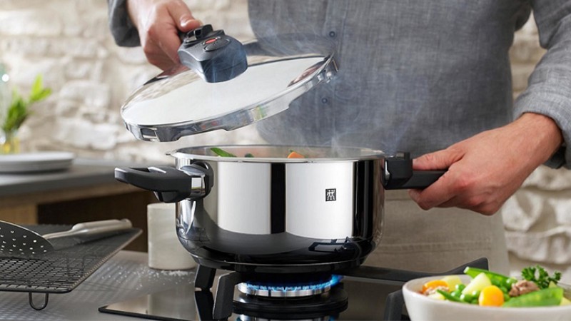 noi-ap-suat-co-la-gi-co-nen-mua-va-cach-chon-noi-phu-hop-cho-gia-dinh-2