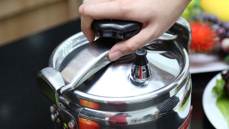 noi-ap-suat-co-la-gi-co-nen-mua-va-cach-chon-noi-phu-hop-cho-gia-dinh-3