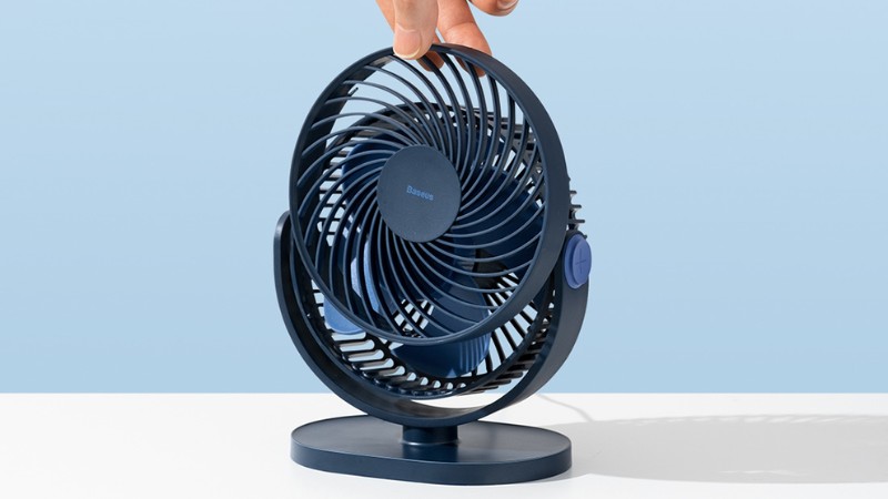 quat-nho-de-giuong-top-mau-chay-em-mat-nhe-dang-mua-hien-nay-9