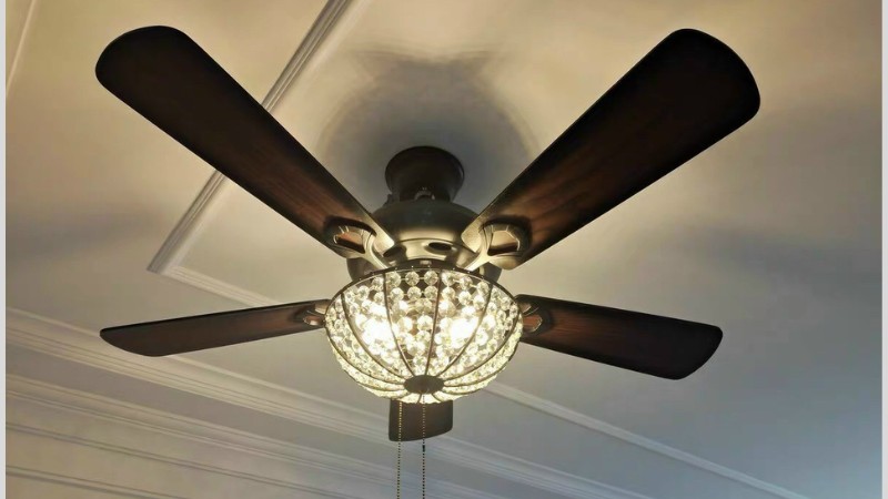 Cách Chọn Quạt Trần Trang Trí Phòng Khách: Đẹp – Đúng – Đủ Công Năng Cach-Chon-Quat-Tran-Trang-Tri-Phong-Khach-Dep-Dung-Du-Cong-Nang-6