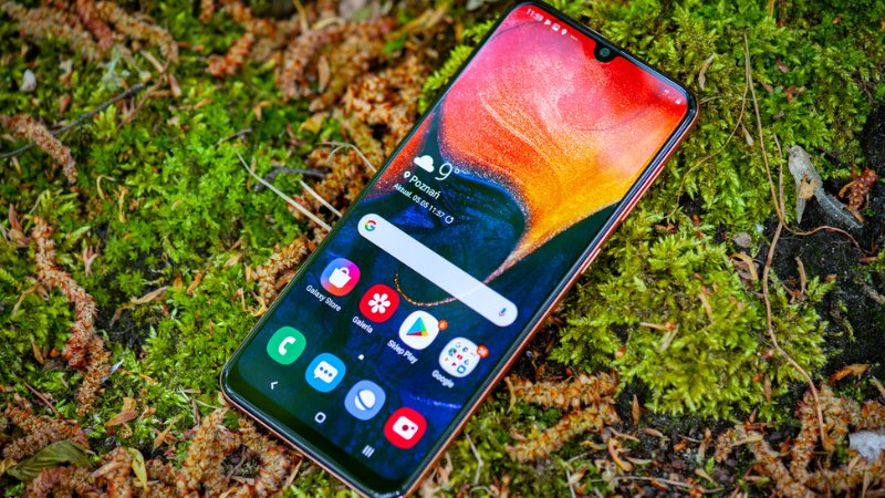 samsung-a50-gia-bao-nhieu-cap-nhat-gia-moi-nhat-va-loi-khuyen-mua-8