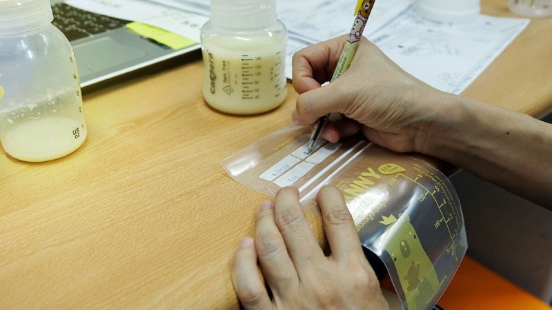 sua-me-vat-ra-de-ben-ngoai-duoc-bao-lau-9