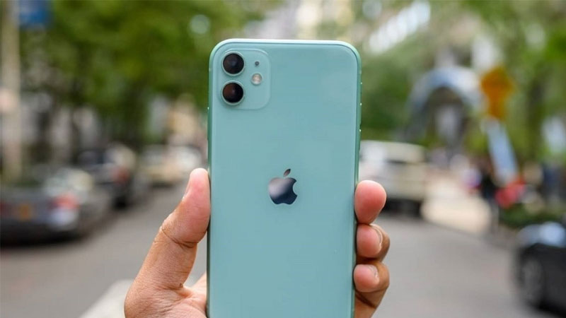 Bảng Giá Thay Pin Iphone 11 (2025), Nên Thay Loại Nào Tốt? Thay-Pin-Iphone-11-1