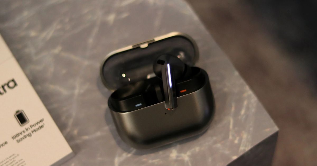 Galaxy Buds 4 Pro và Buds 4