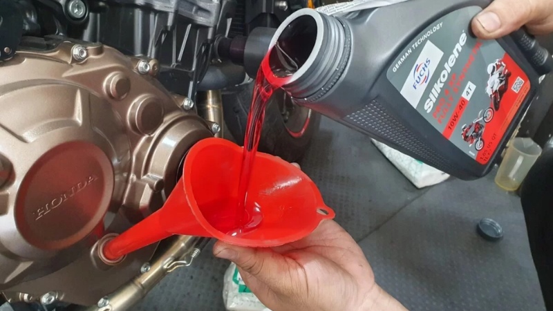 bao-lau-thay-nhot-1-lan-4