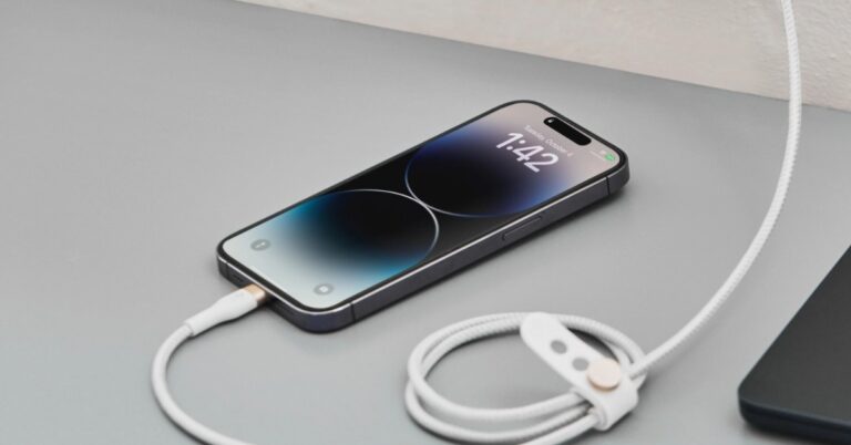 cach-sac-pin-iphone-dung-cach-de-pin-ben-lau-it-chai-12