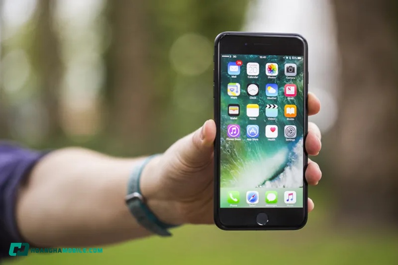 Iphon-7-Plus-Gia-Bao-Nhieu-09
