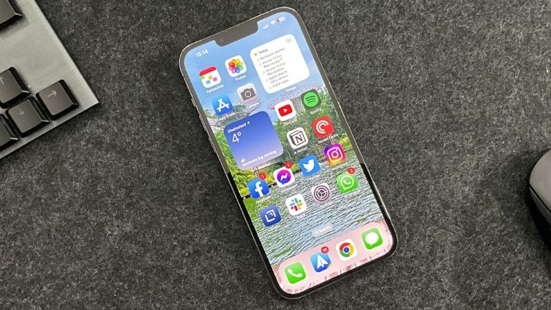 Man-Hinh-Iphone-13-Pro-Max-1