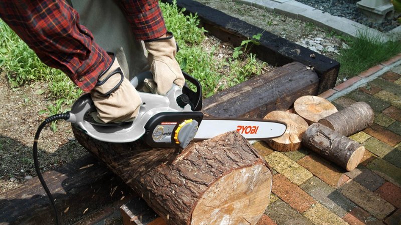 may-cua-go-cam-tay-3