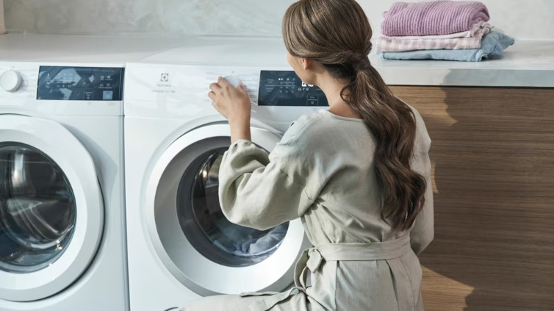 Máy Sấy Thông Hơi Là Gì? Có Nên Mua Máy Sấy Thông Hơi Không? May-Say-Thong-Hoi-La-Gi-Co-Nen-Mua-May-Say-Thong-Hoi-Khong-5