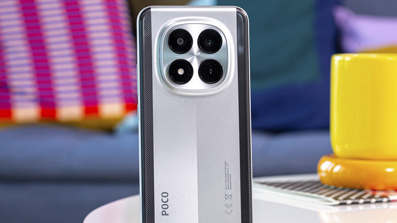 poco-m8-pro-ra-mat-3