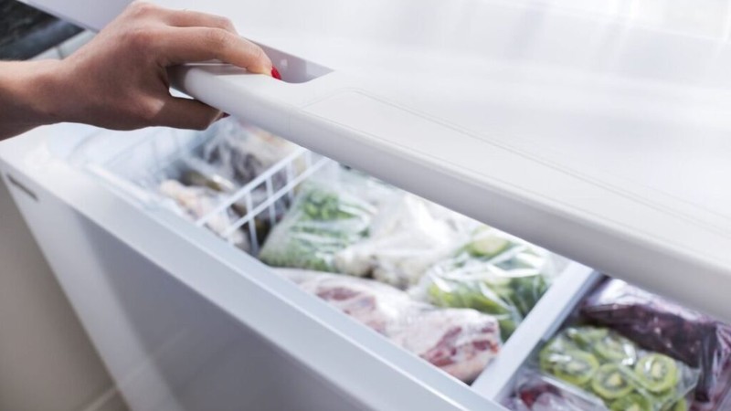 Sửa Tủ Đông Tại Nhà: 12 Lỗi Thường Gặp Và Cách Khắc Phục Hiệu Quả Sua-Tu-Dong-Tai-Nha-12-Loi-Thuong-Gap-Va-Cach-Khac-Phuc-Hieu-Qua-6