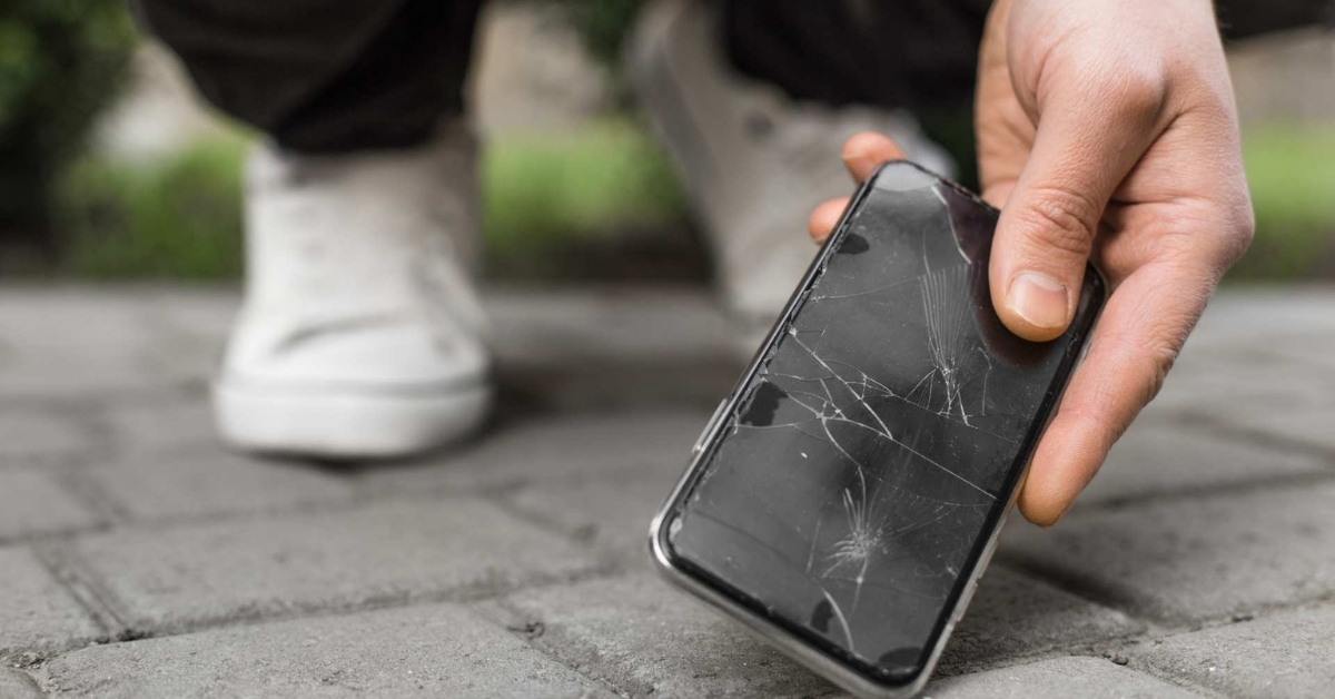 thay-man-hinh-iPhone-11