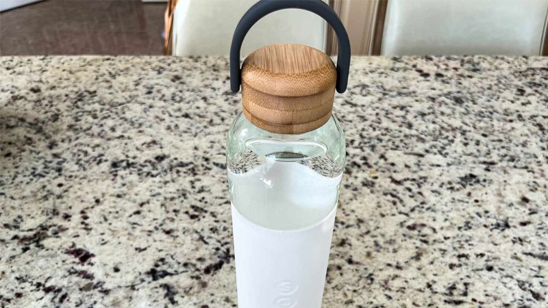 binh-nuoc-thuy-tinh-1